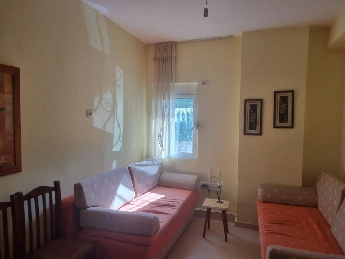 Marina Apartments Sarande